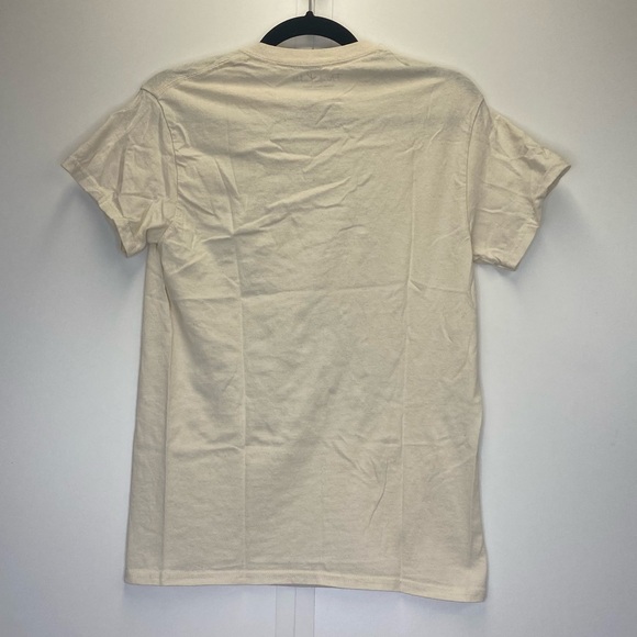 Frida Kahlo Artist with Flowers by Isaac Morris Limited Graphic T-Shirt - Picture 3 of 4